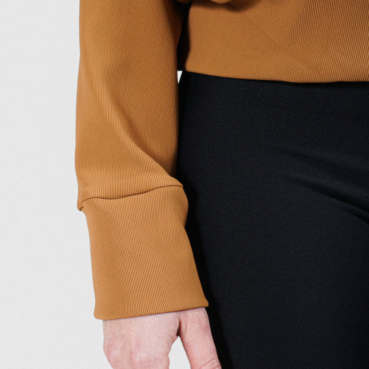 Micro Rib Crew Neck Pullover
