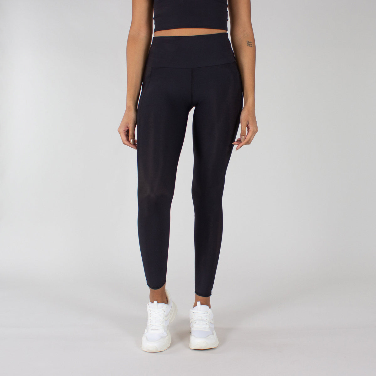 Barely There Pocket Pant
