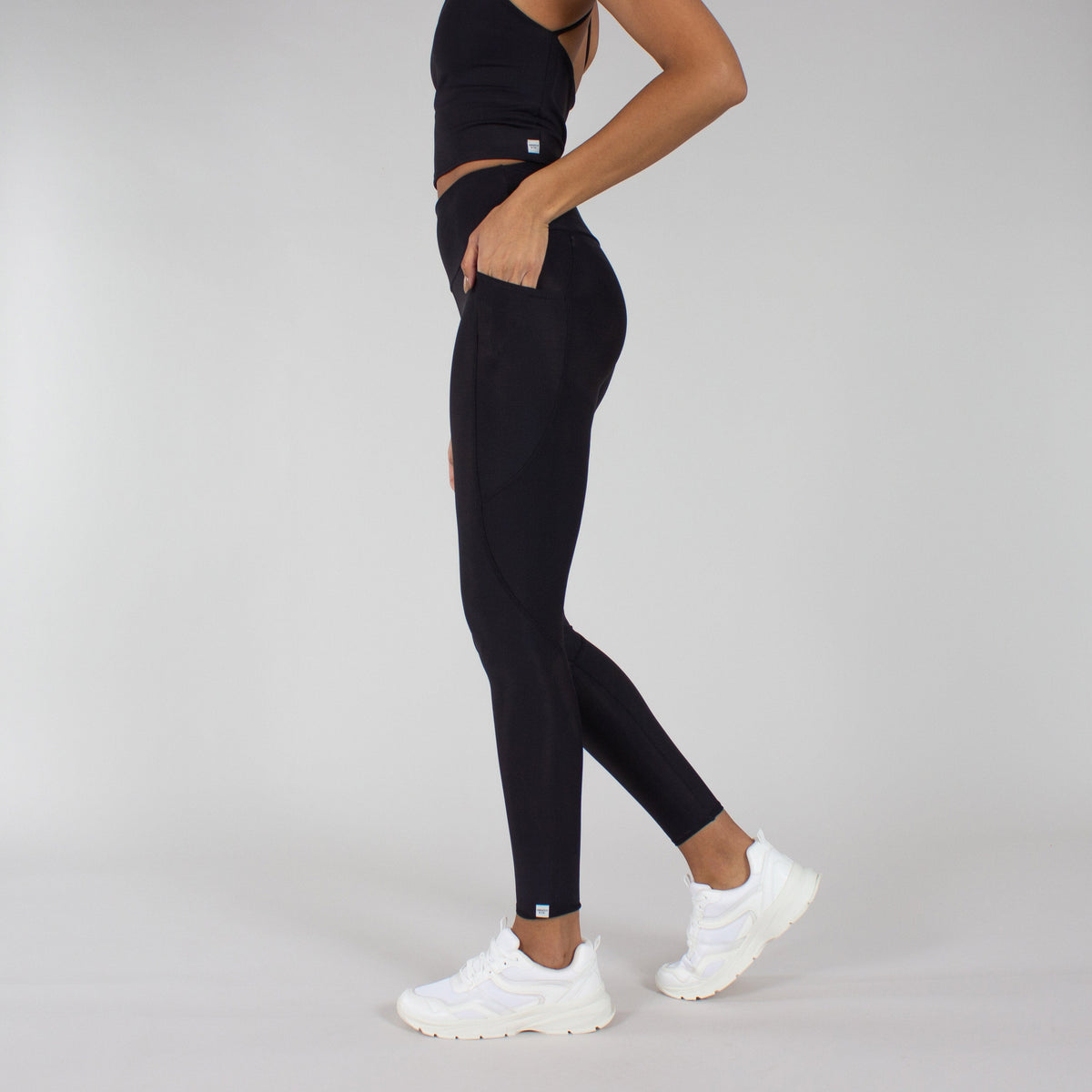 Barely There Pocket Pant