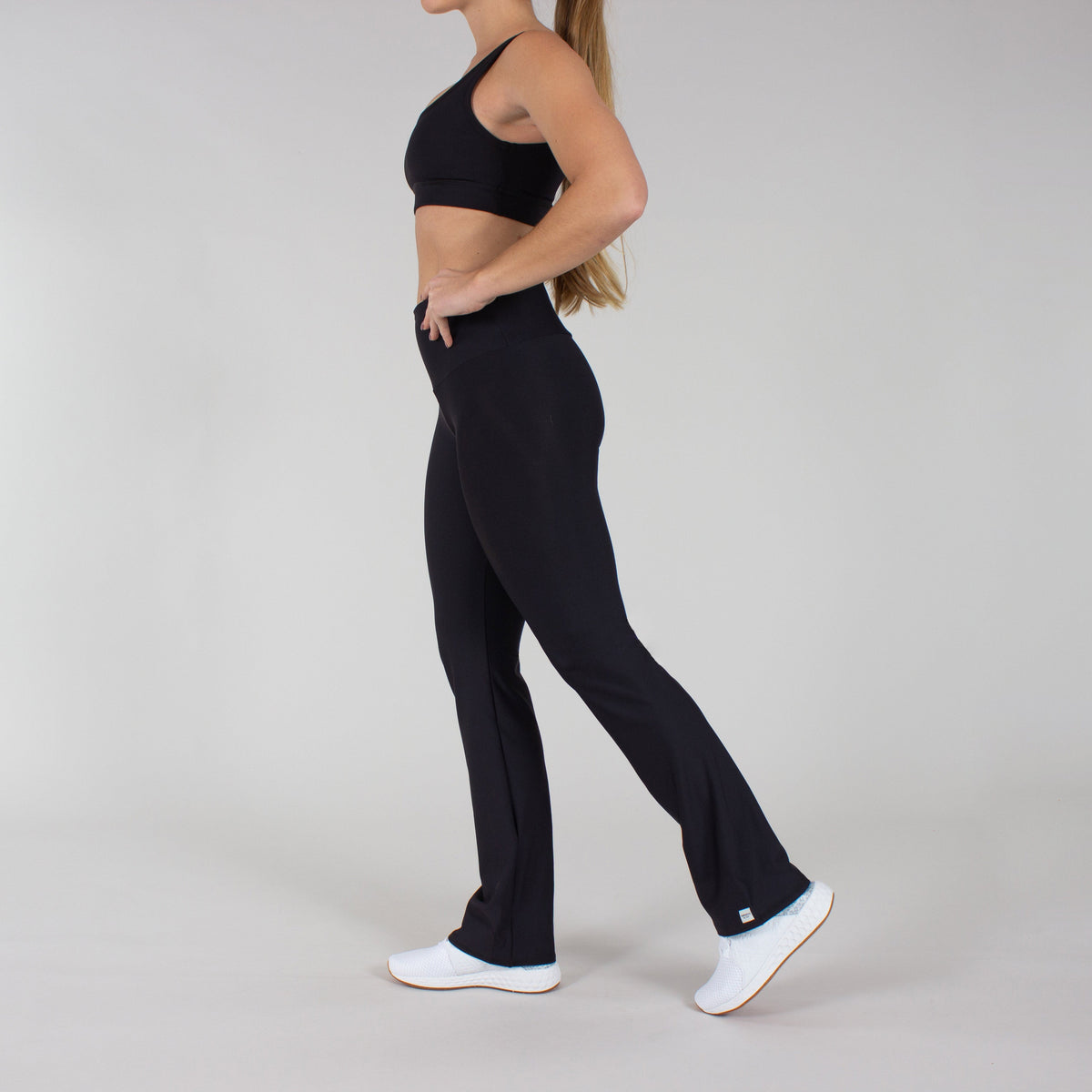 Barely There Flare Legging