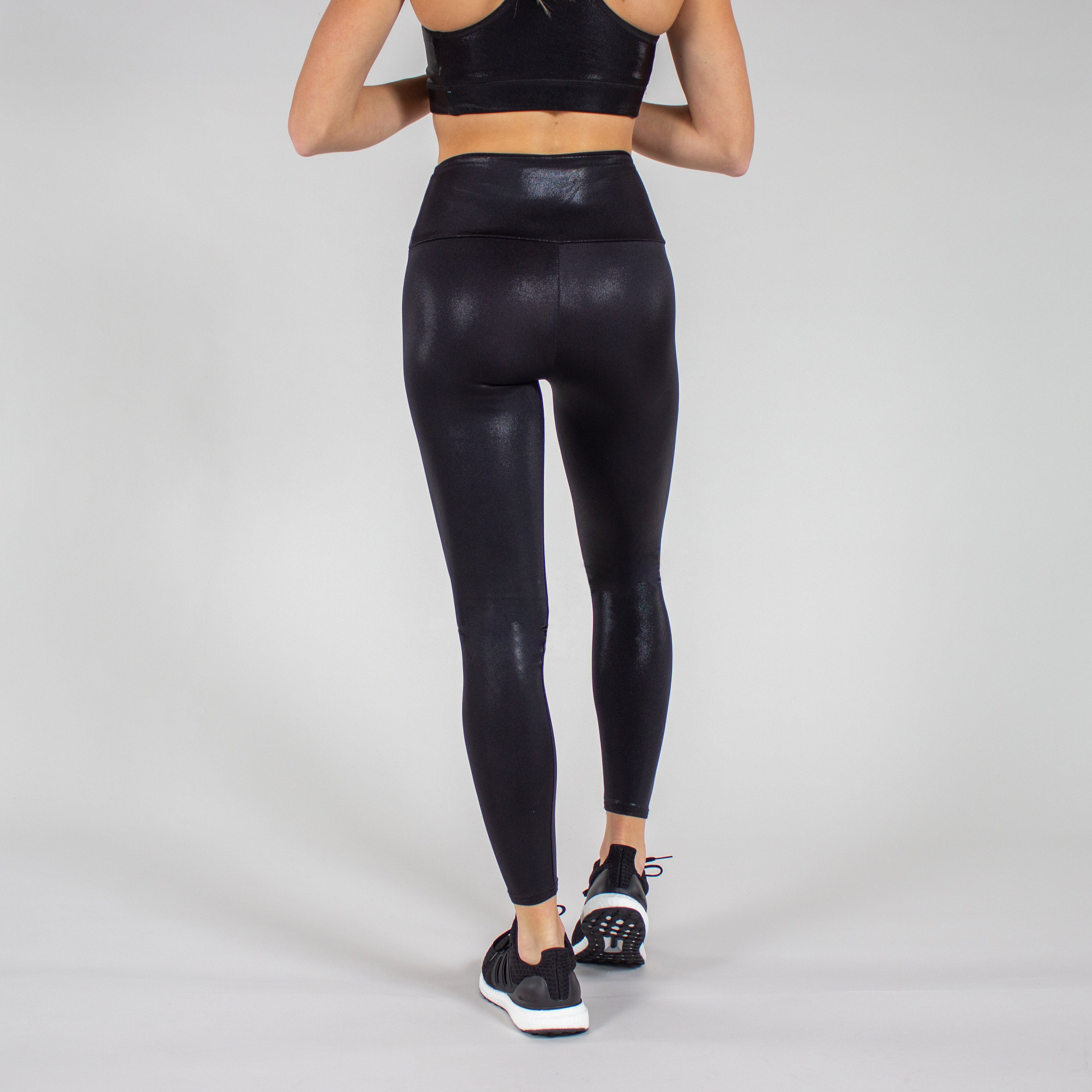 Classic Chi Couture | High Gloss Faux Leather Leggings – Classic Chic  Couture™