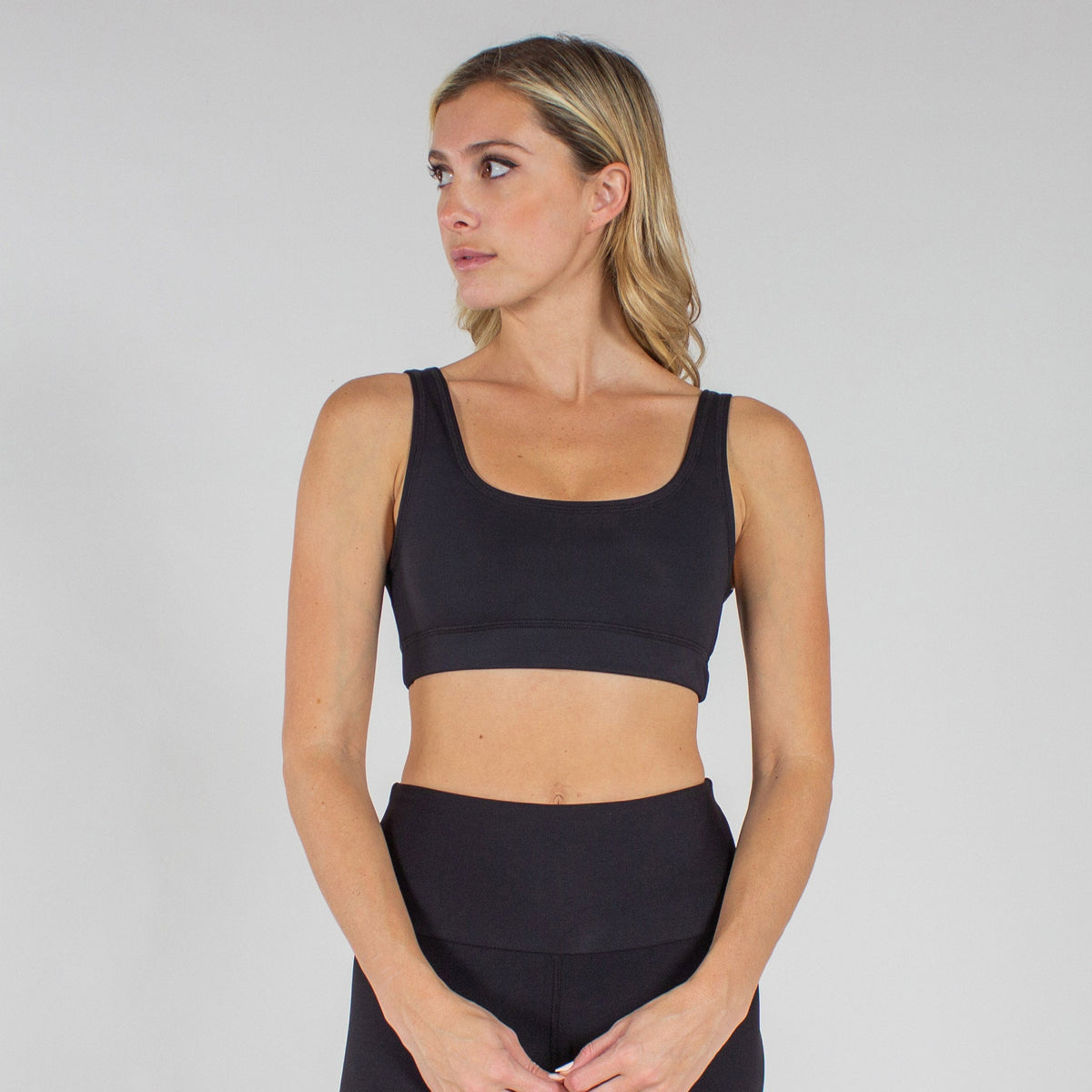Barely There Endurance Sports Bra